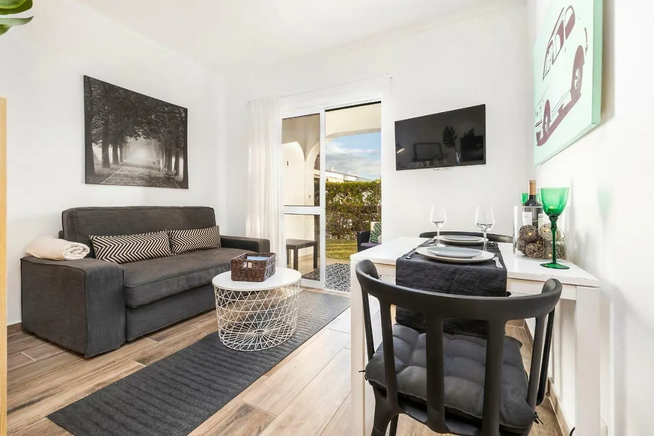 Modern Pool Apartment, Vilamoura Quarteira Apartment